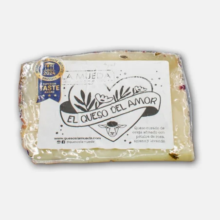 Queso Curado de Oveja con Flores La Mueda